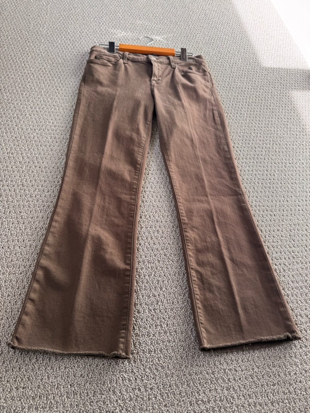 J BRAND ‘Selena’ Bootcut Jean in a greeny/brownish colour; great condition Sz 26